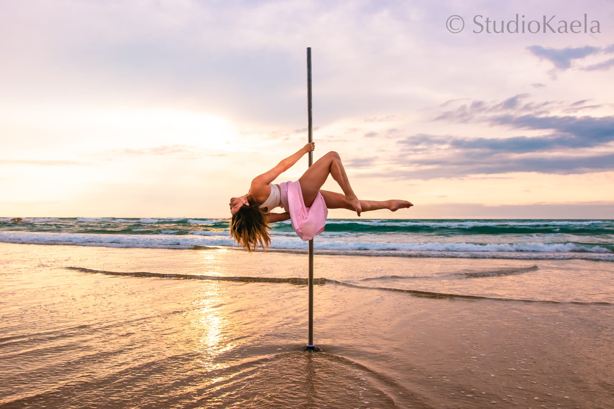 Cours découverte pole dance Lahonce près de Bayonne